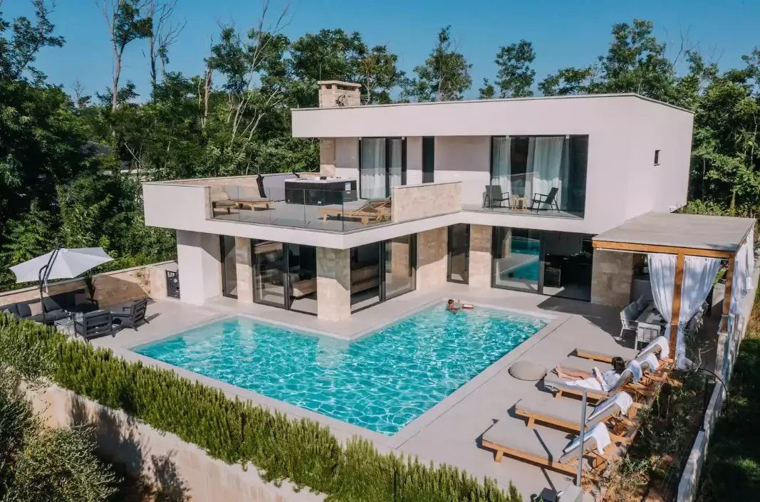 Villa 280m² in Croatia, Zadar. Priced at 1530000€ rent photo-1