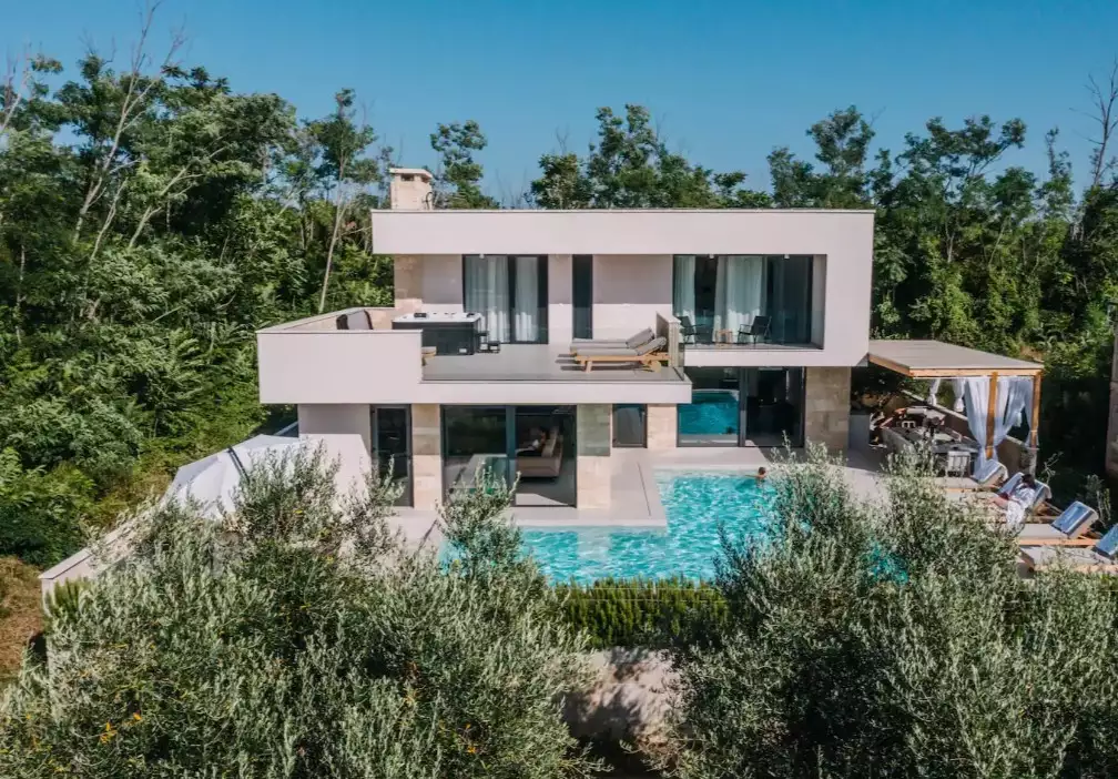 Villa 280m² in Croatia, Zadar. Priced at 1530000€ rent photo-2