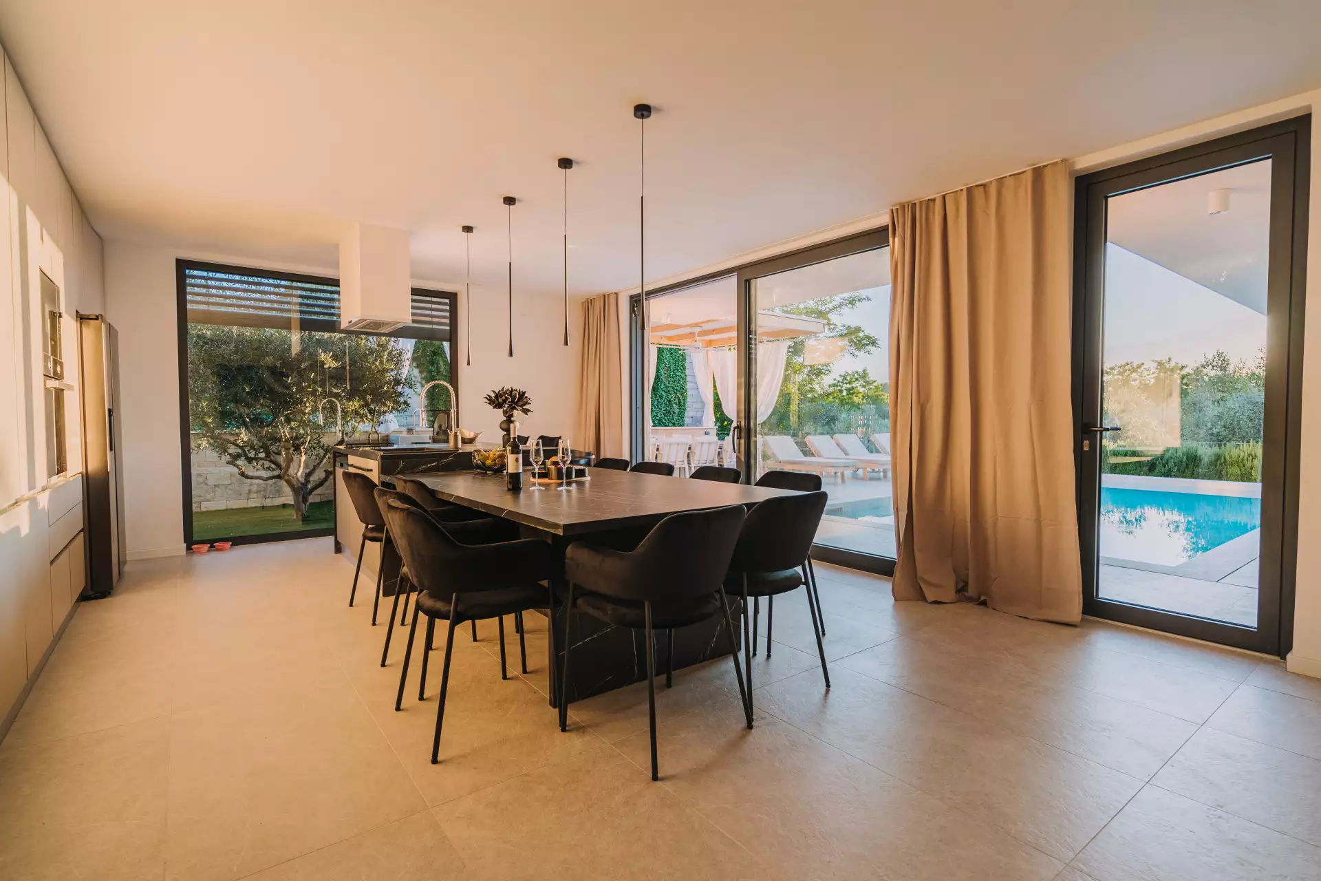 Villa 280m² in Croatia, Zadar. Priced at 1530000€ rent photo-6
