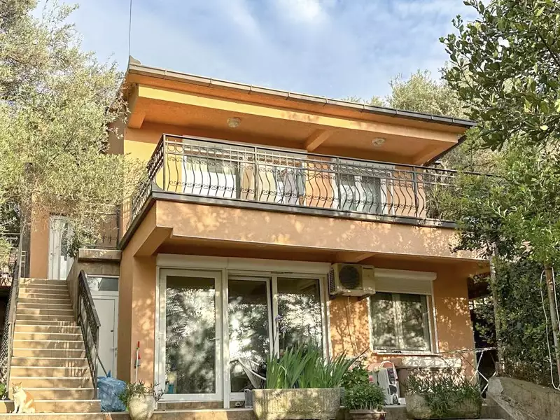 House 124m² in Italy, Barga. Priced at 197000€ rent photo-1
