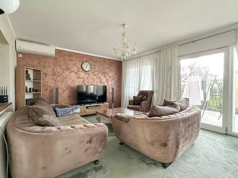 House 124m² in Italy, Barga. Priced at 197000€ rent photo-25
