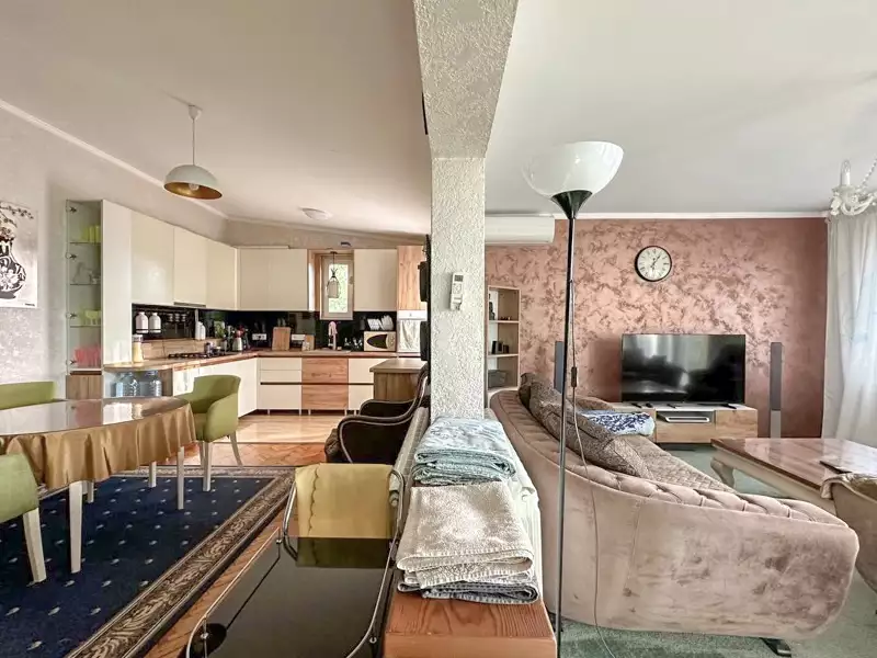 House 124m² in Italy, Barga. Priced at 197000€ rent photo-30