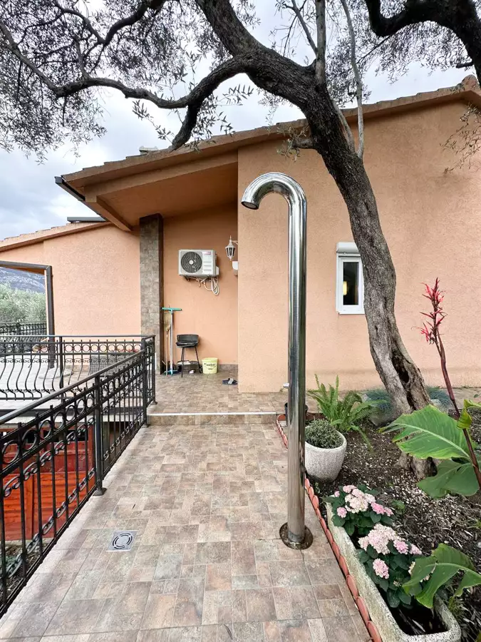 House 124m² in Italy, Barga. Priced at 197000€ rent photo-37