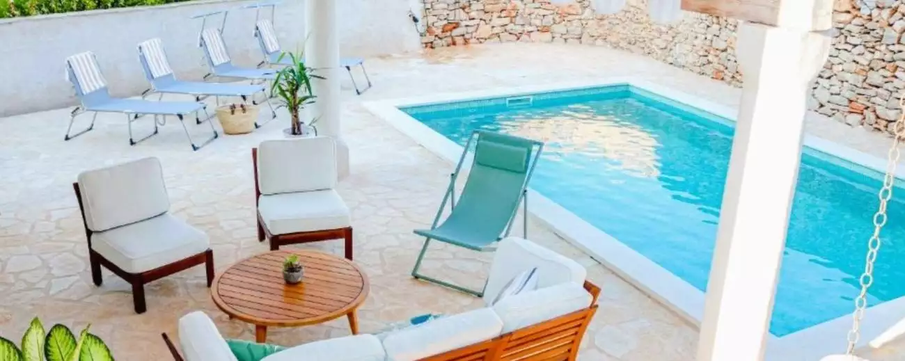 Villa 463m² in Croatia, Vrboska. Priced at 1800000€ rent photo-2