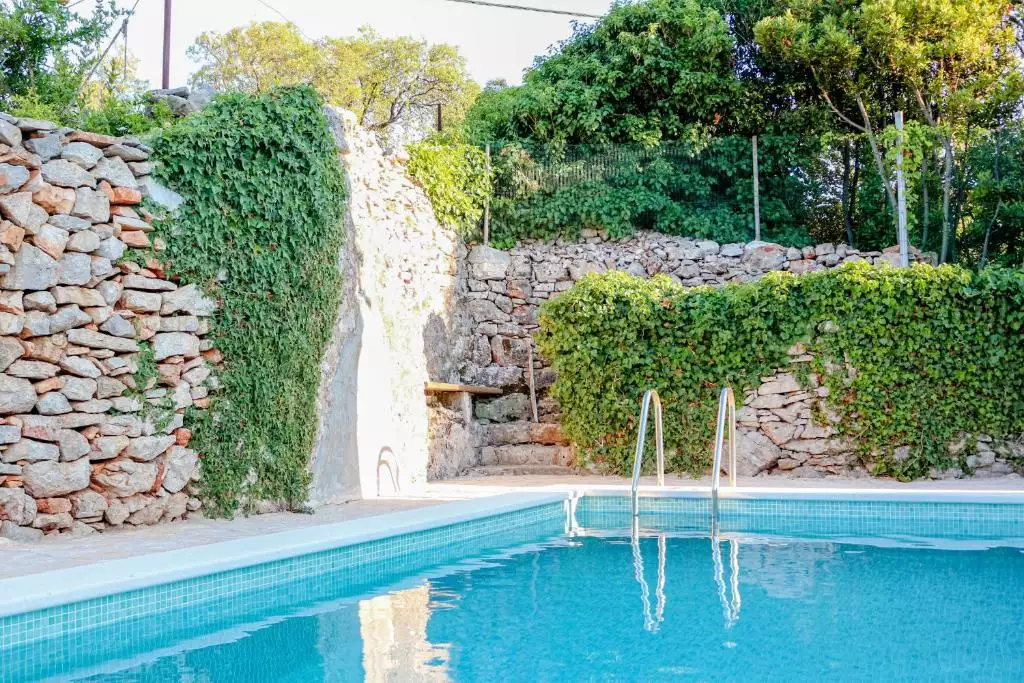 Villa 463m² in Croatia, Vrboska. Priced at 1800000€ rent photo-5