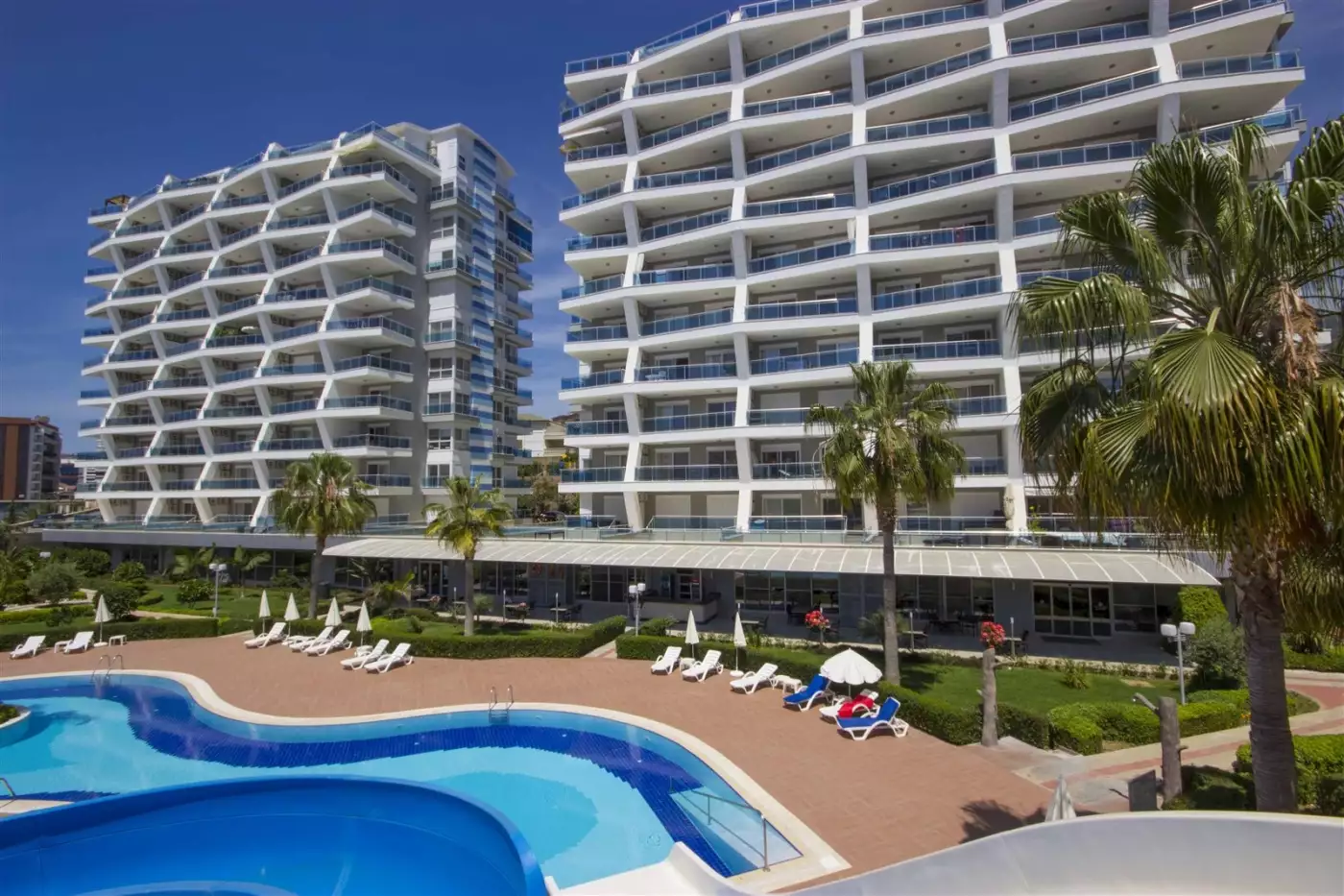 Flat 120m² in Turkey, Cikcilli. Priced at 264000€ rent photo-1