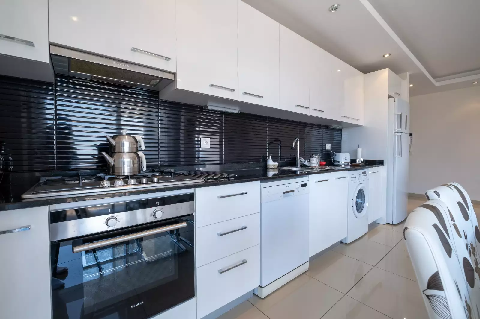 Flat 120m² in Turkey, Cikcilli. Priced at 264000€ rent photo-11