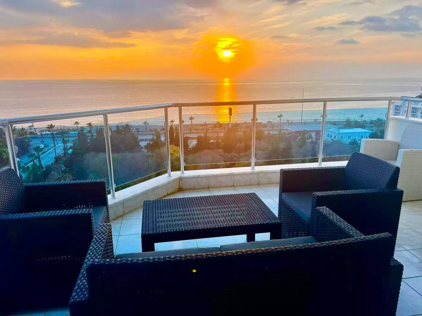 Flat 120m² in Turkey, Mahmutlar. Priced at 231000€ rent photo-1