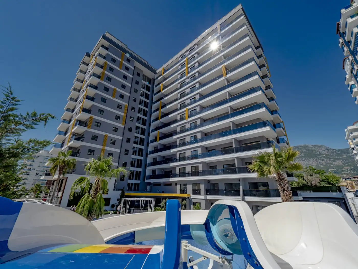 Flat 105m² in Turkey, Mahmutlar. Priced at 190000€ rent photo-1