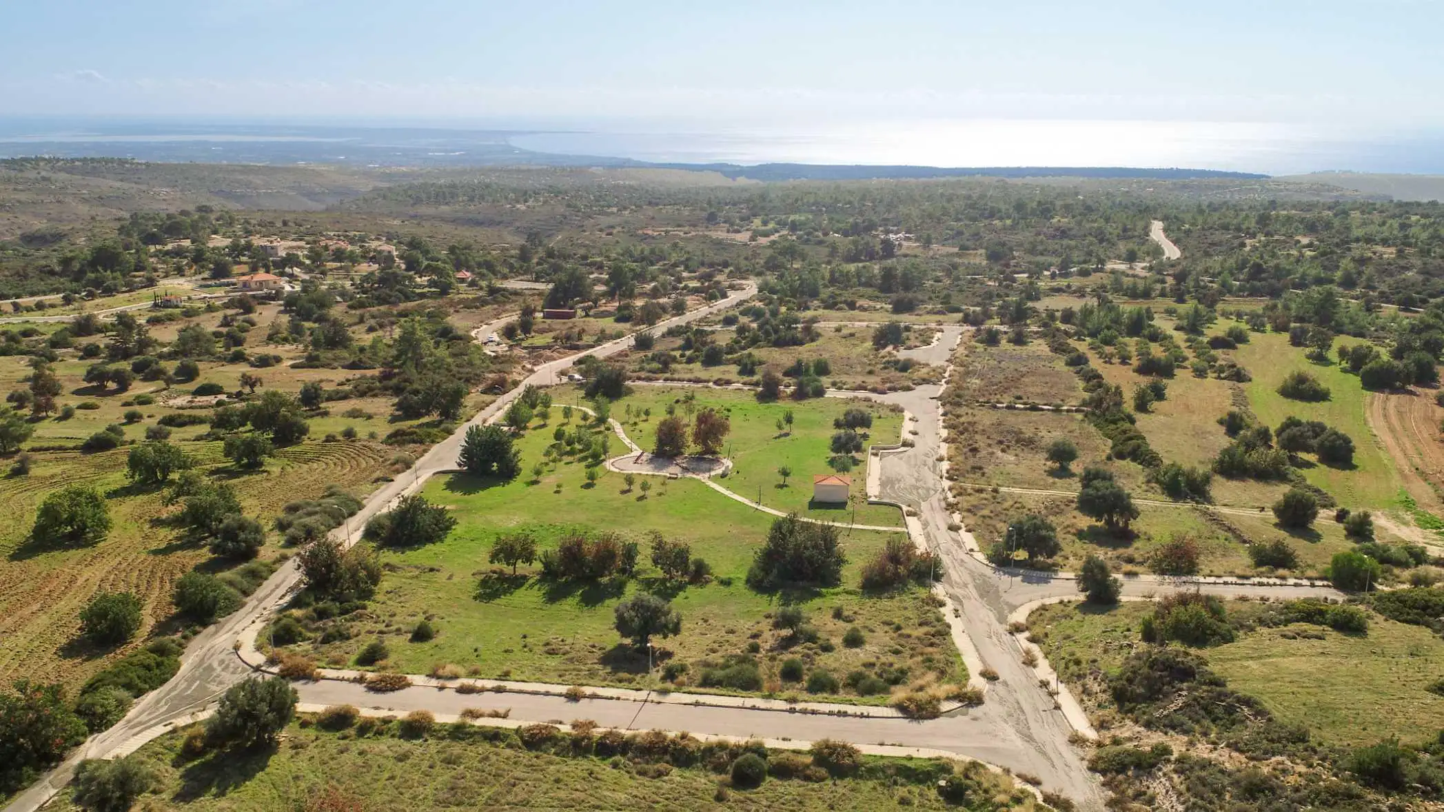 Land 90m² in Cyprus, Souni-Zanatzia. Priced at 480000€ rent photo-3