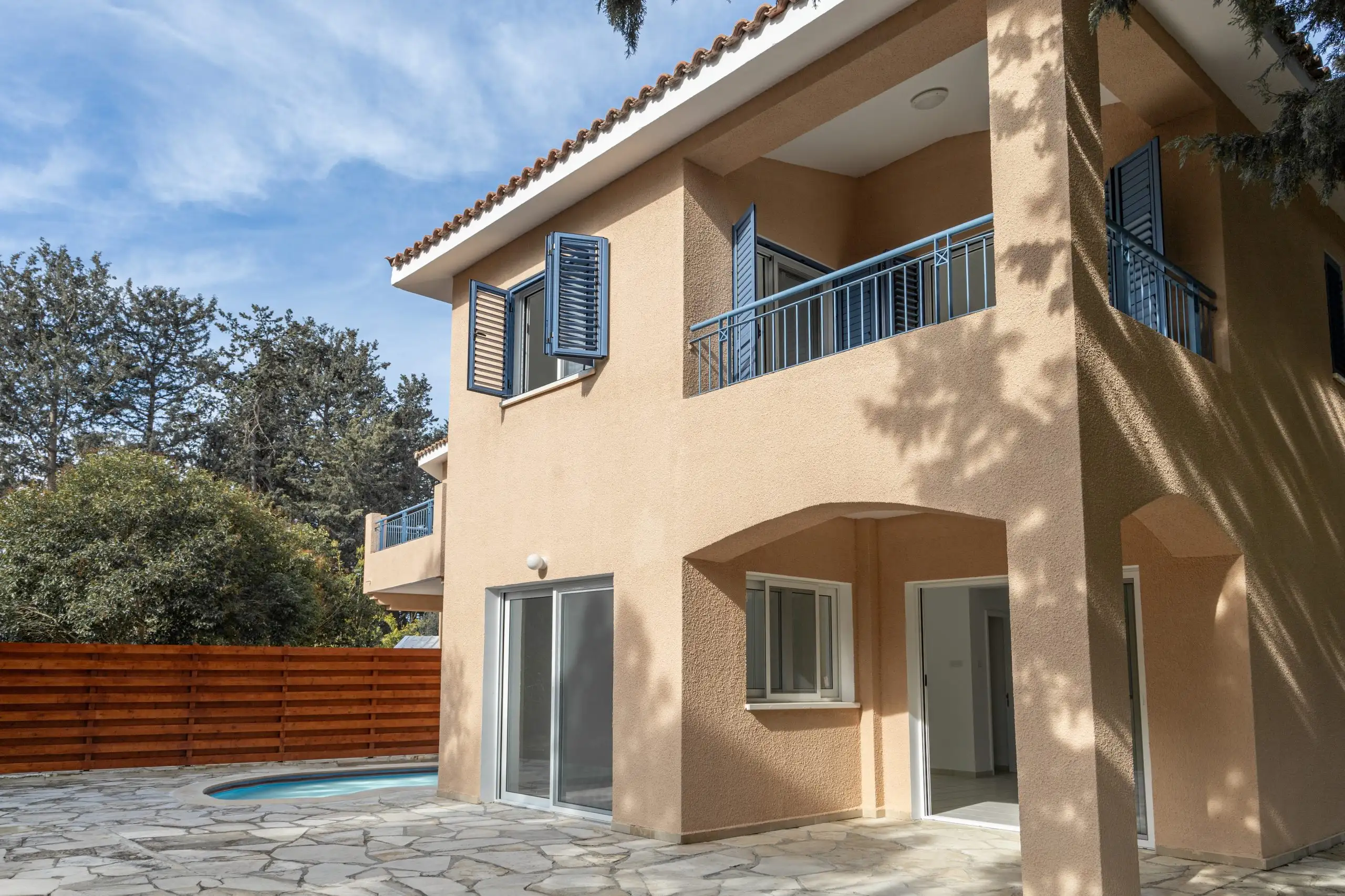 Flat 90m² in Cyprus, Kato Paphos. Priced at 444000€ rent photo-1