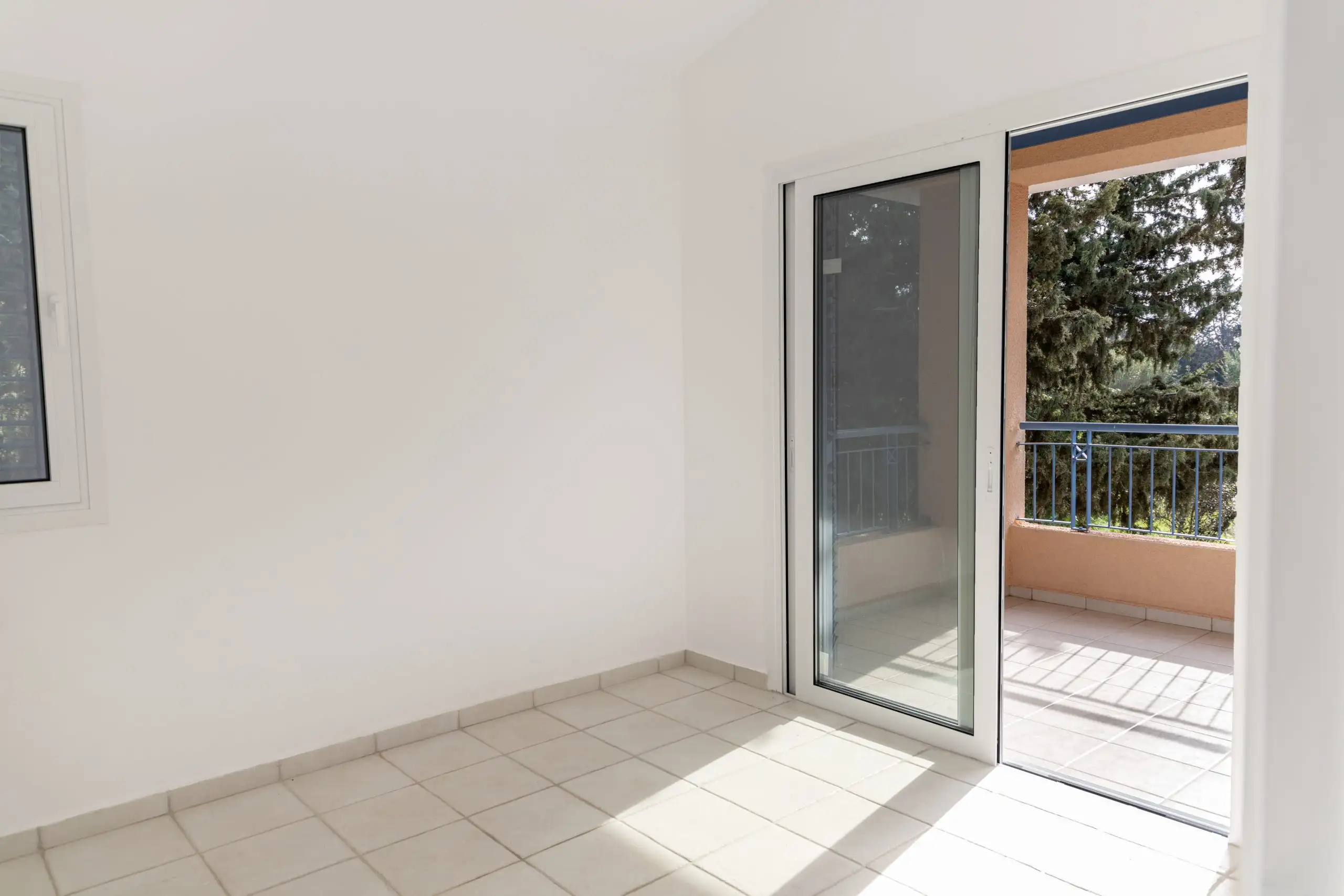 Flat 90m² in Cyprus, Kato Paphos. Priced at 444000€ rent photo-7