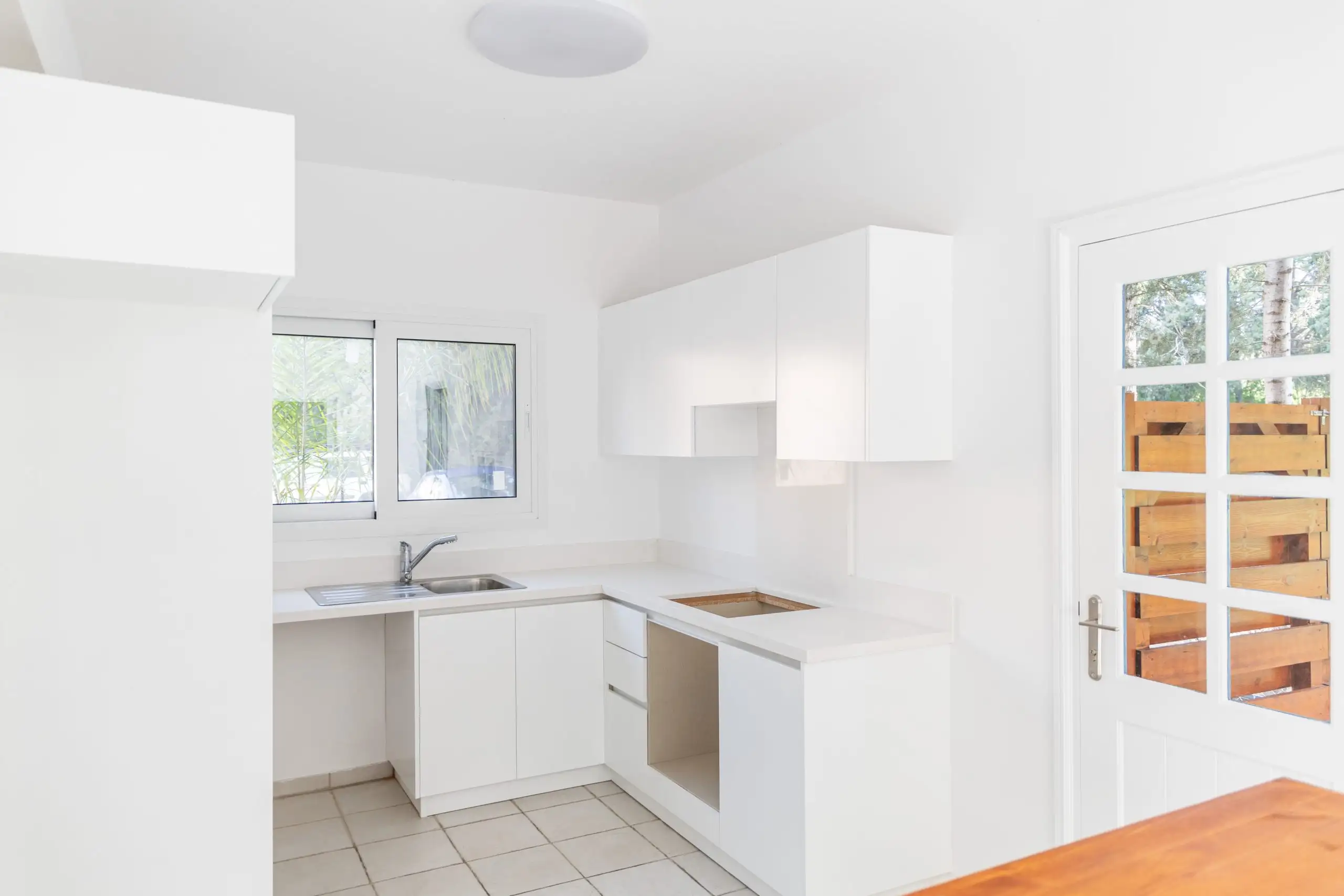 Flat 90m² in Cyprus, Kato Paphos. Priced at 444000€ rent photo-12