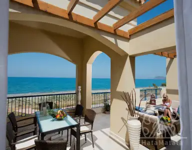 Buy in Greece for 610000€