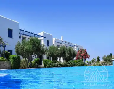 Buy in Greece for 480000€