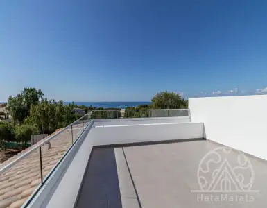 Buy in Cyprus for 372000€