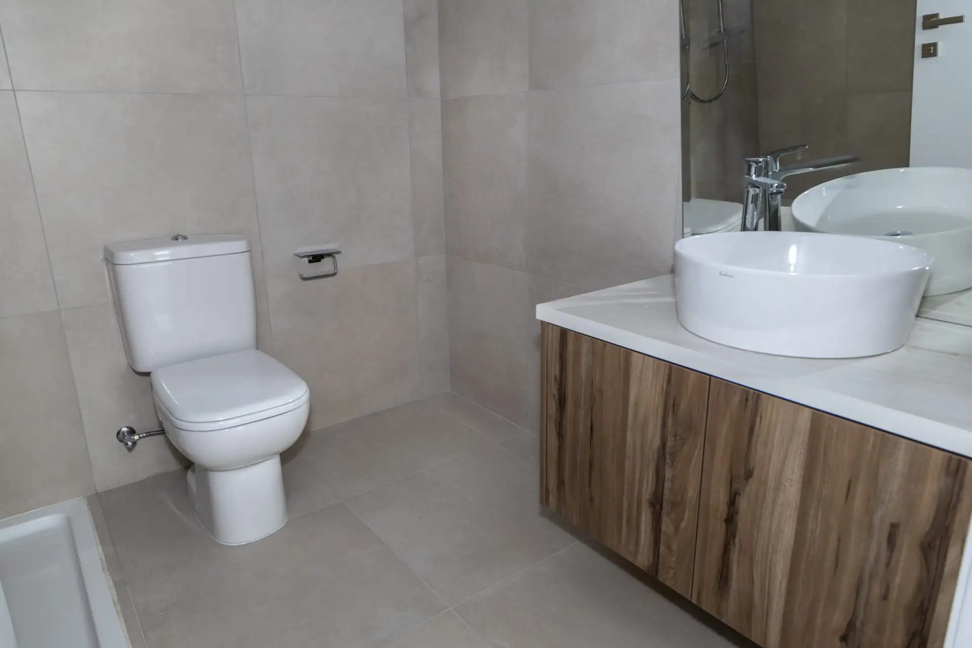 Flat 90m² in Cyprus, Heroskip. Priced at 491000€ rent photo-11