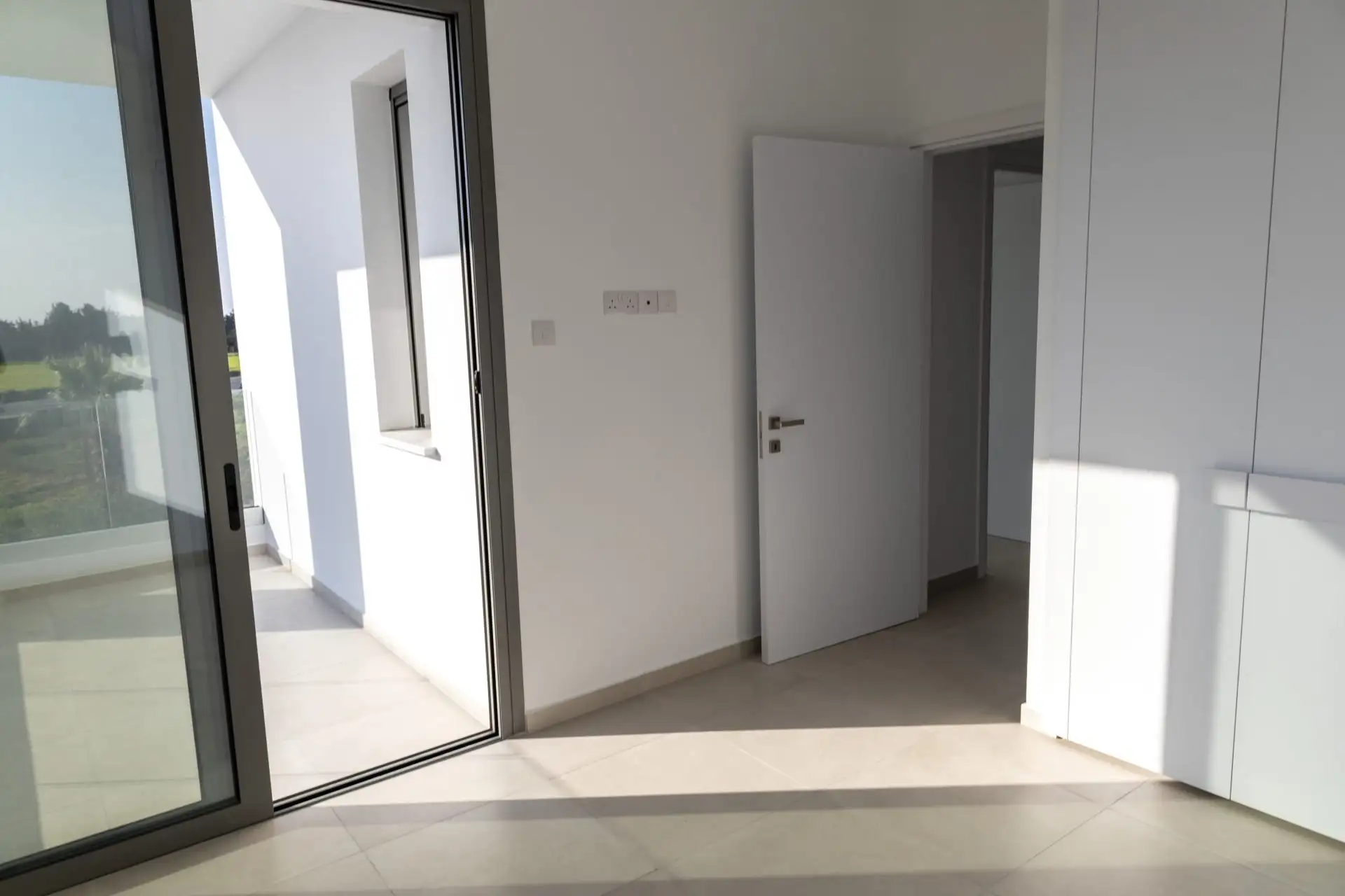 Flat 90m² in Cyprus, Heroskip. Priced at 491000€ rent photo-15