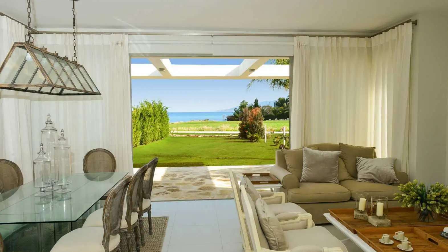 Villa 90m² in Cyprus, Latchi. Priced at 986000€ rent photo-4