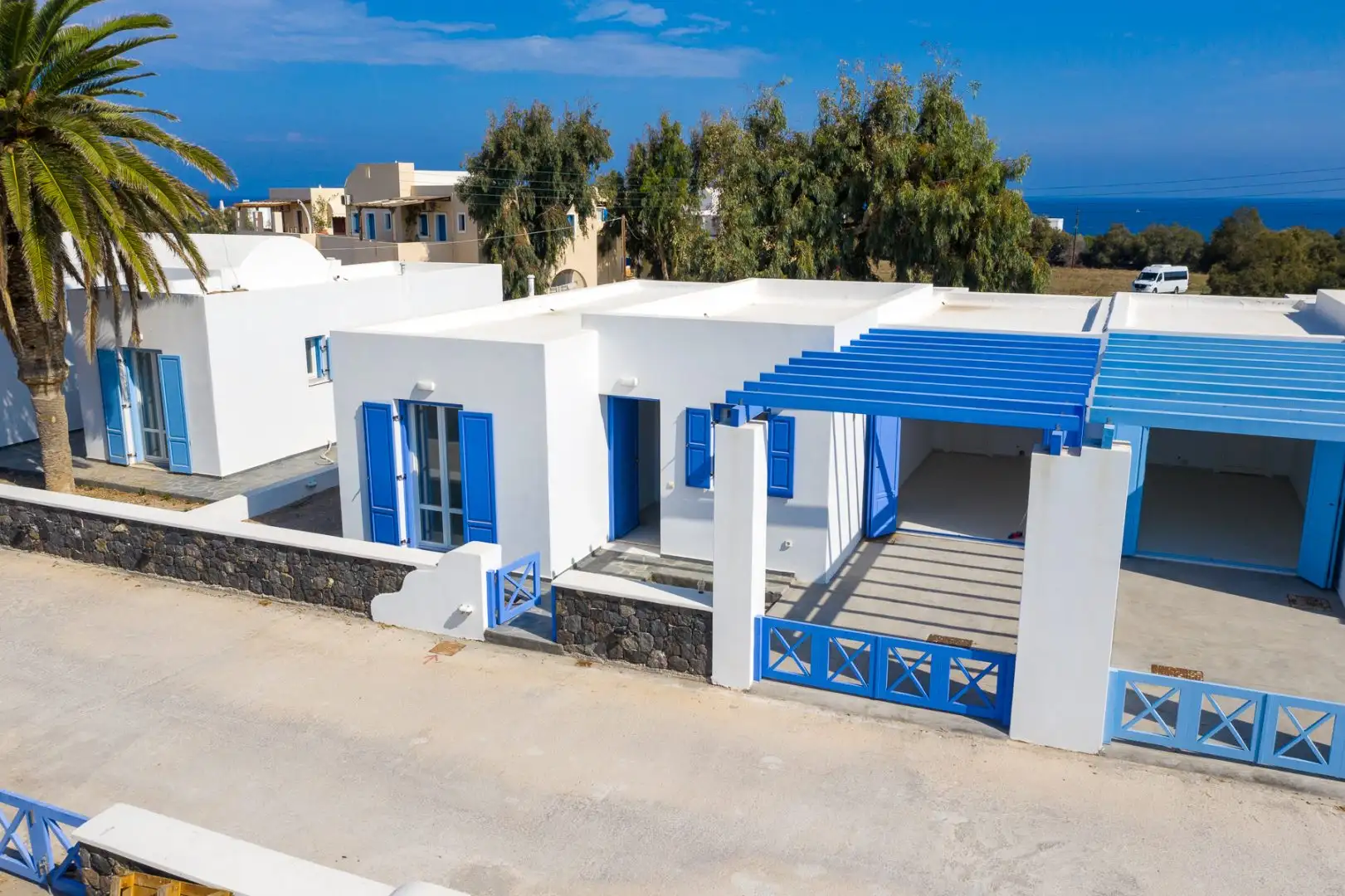 Villa 90m² in Greece, Santorini. Priced at 455000€ rent photo-4