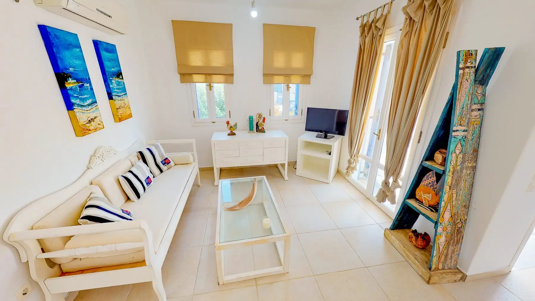 Villa 90m² in Greece, Santorini. Priced at 455000€ rent photo-6