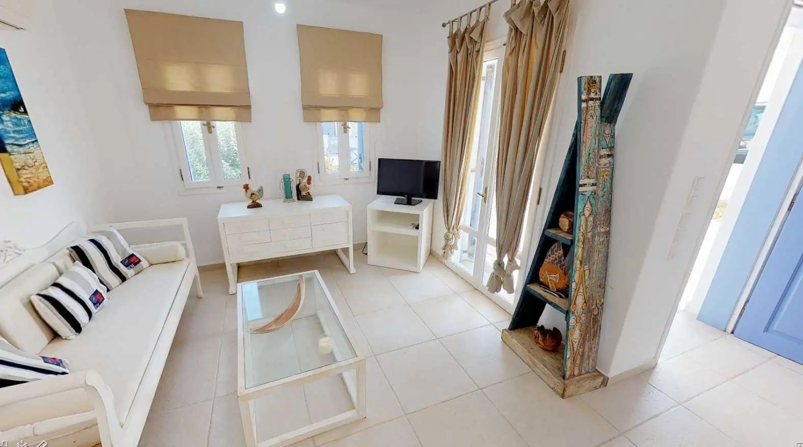 Villa 90m² in Greece, Santorini. Priced at 455000€ rent photo-8