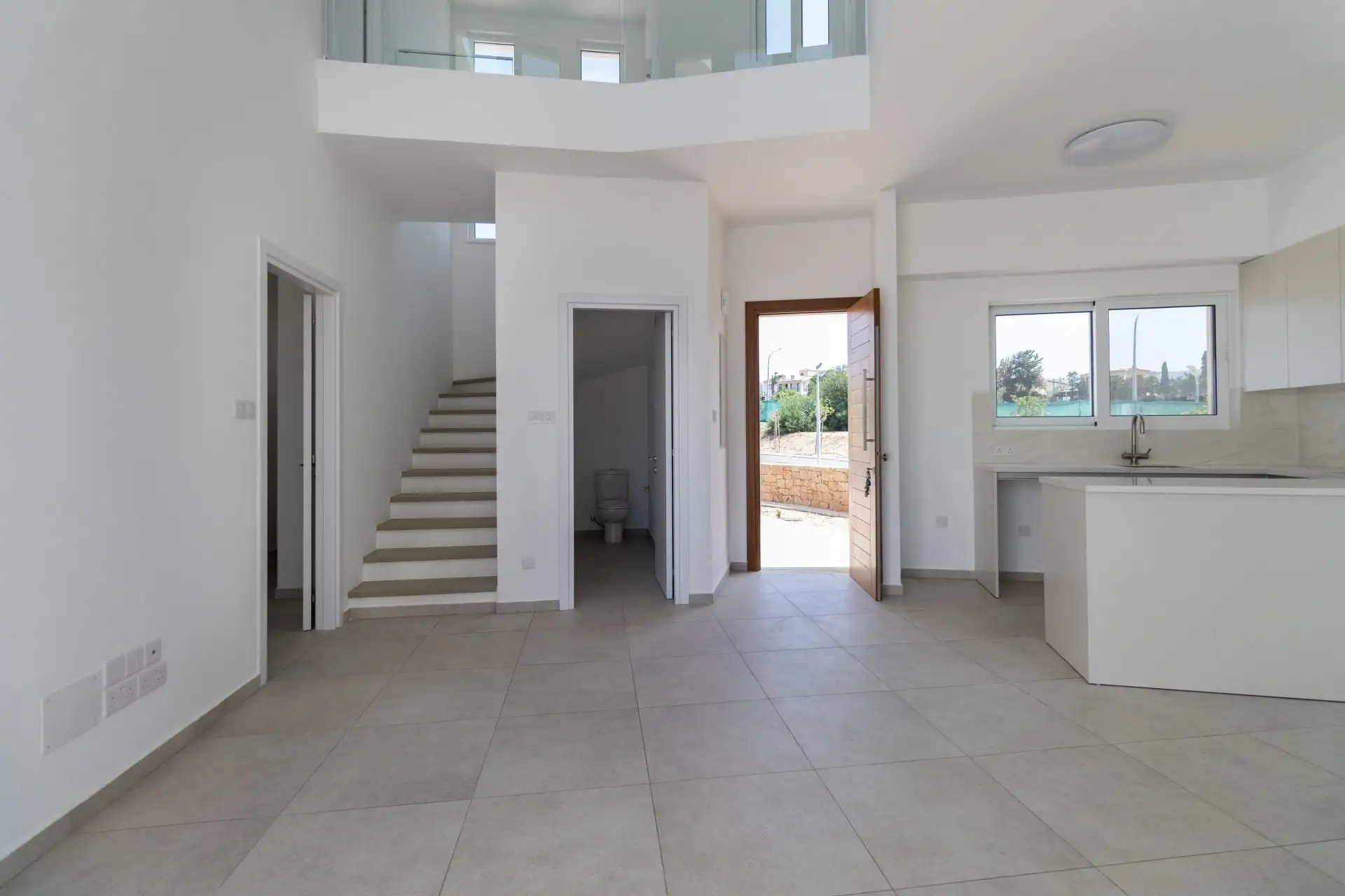 Villa 90m² in Cyprus, Chloraka. Priced at 535000€ rent photo-12