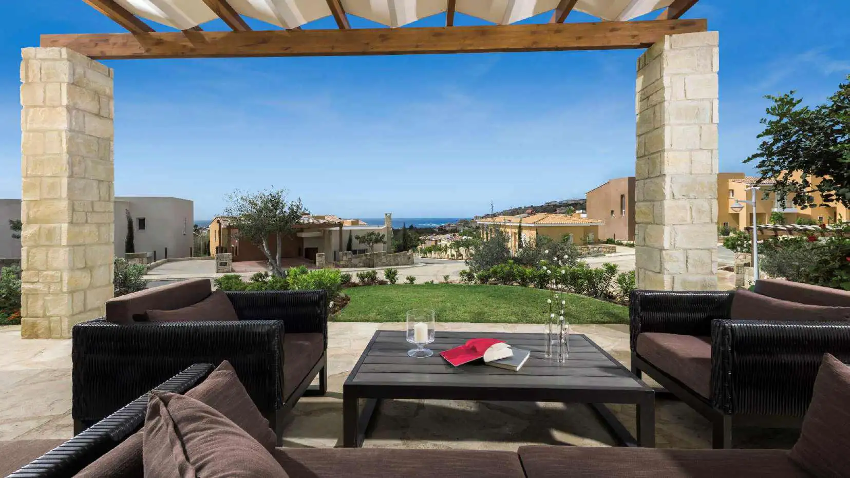 Villa 90m² in Cyprus, Chloraka. Priced at 552000€ rent photo-12