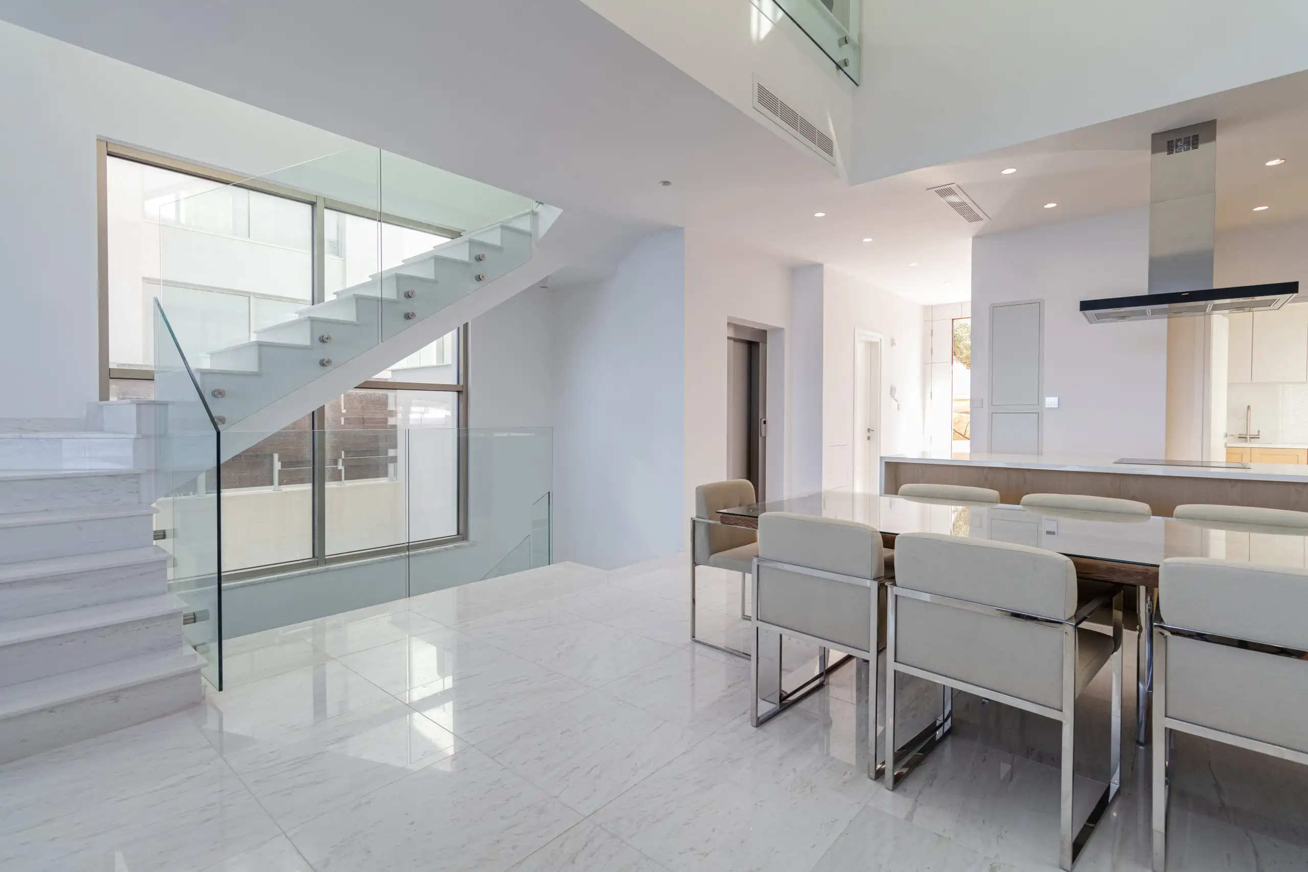 Villa 160m² in Cyprus, Kissonerga. Priced at 3398000€ rent photo-1