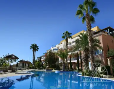 Buy in Cyprus for 285000€