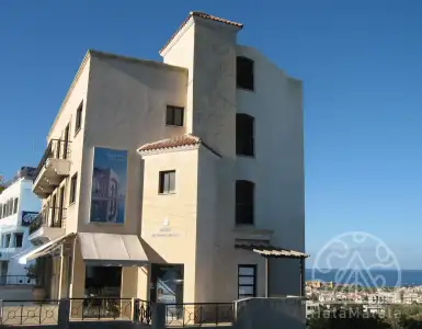 Buy in Cyprus for 4500000€