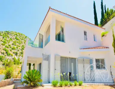 Buy in Cyprus for 859000€