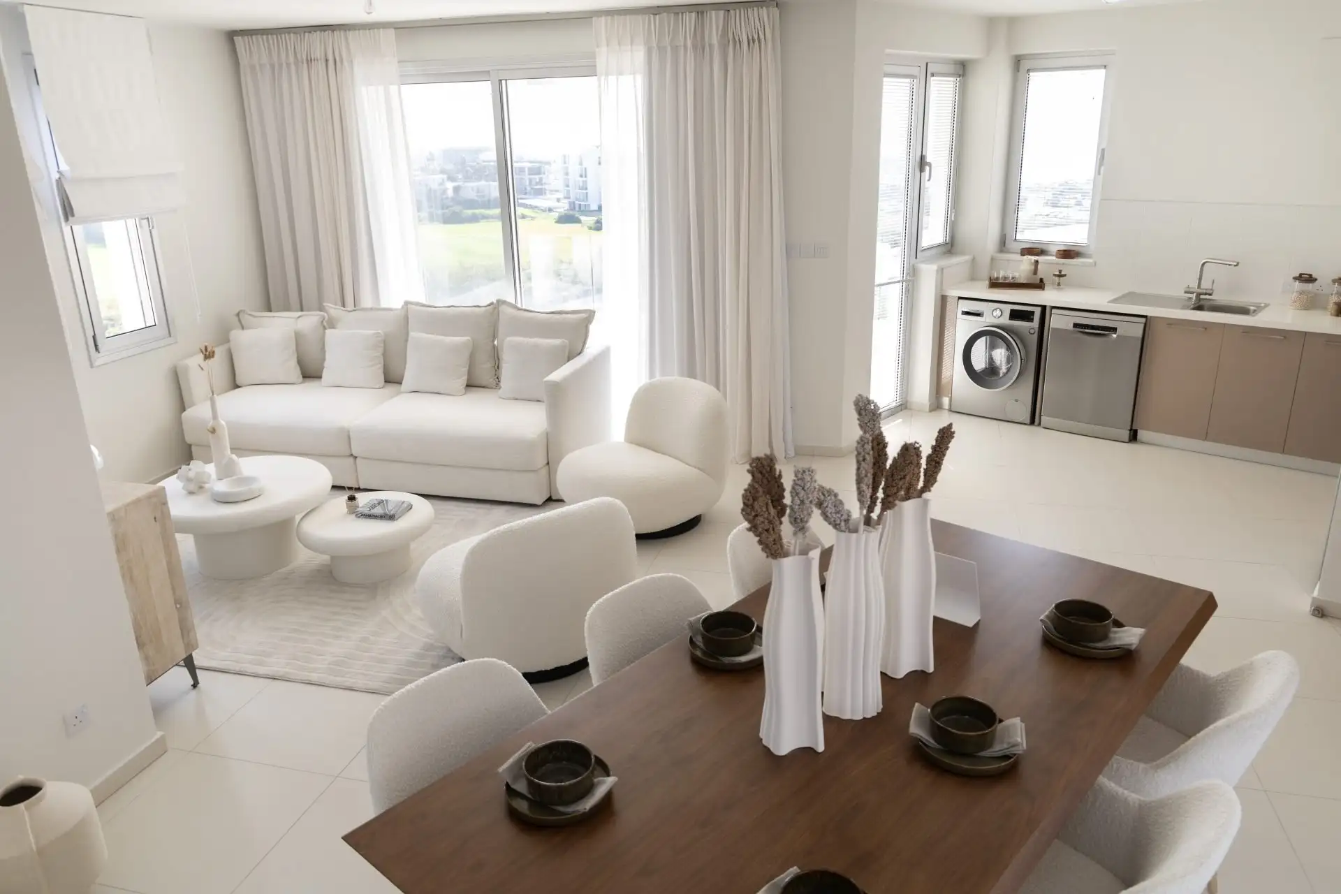 Villa 90m² in Cyprus, Chloraka. Priced at 994000€ rent photo-8