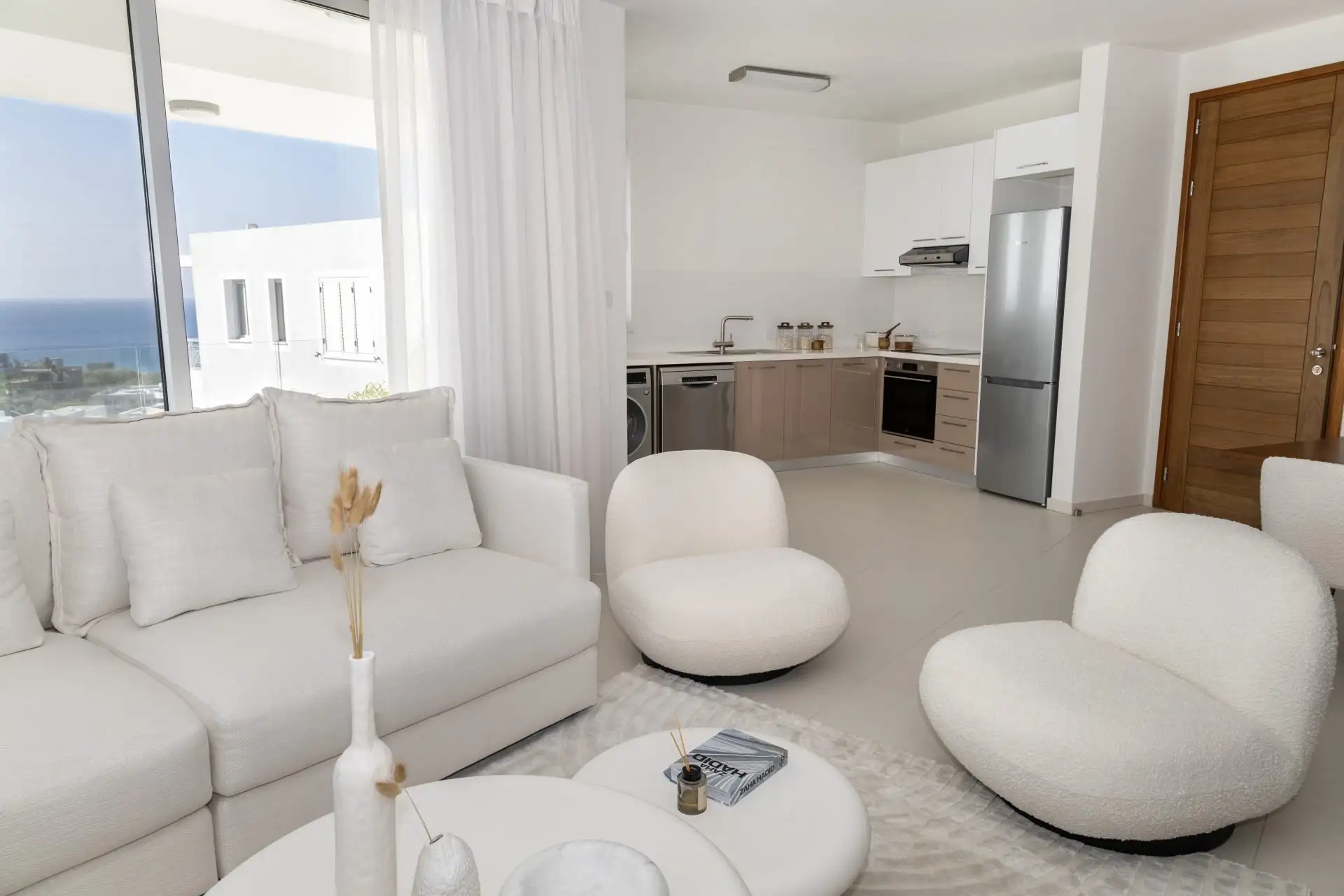 Villa 90m² in Cyprus, Chloraka. Priced at 994000€ rent photo-15