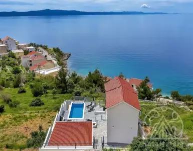 Buy in Croatia for 700000€