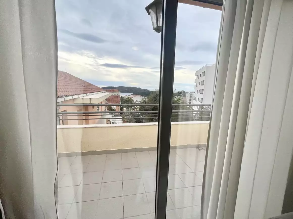 Flat 40m² in Montenegro, Becici. Priced at 120000€ rent photo-13