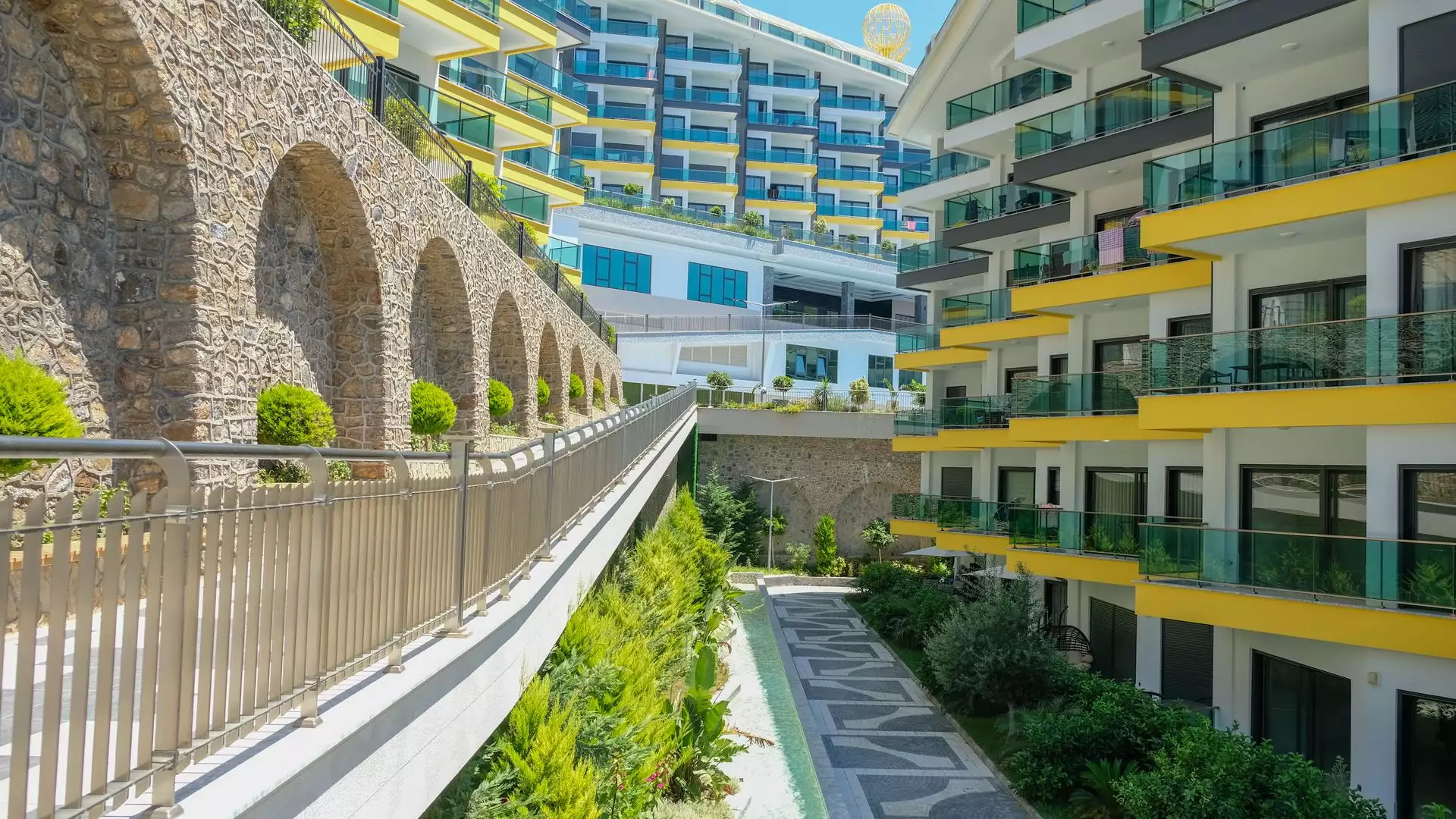 Flat 68m² in Turkey, Kargicak. Priced at 220000€ rent photo-10