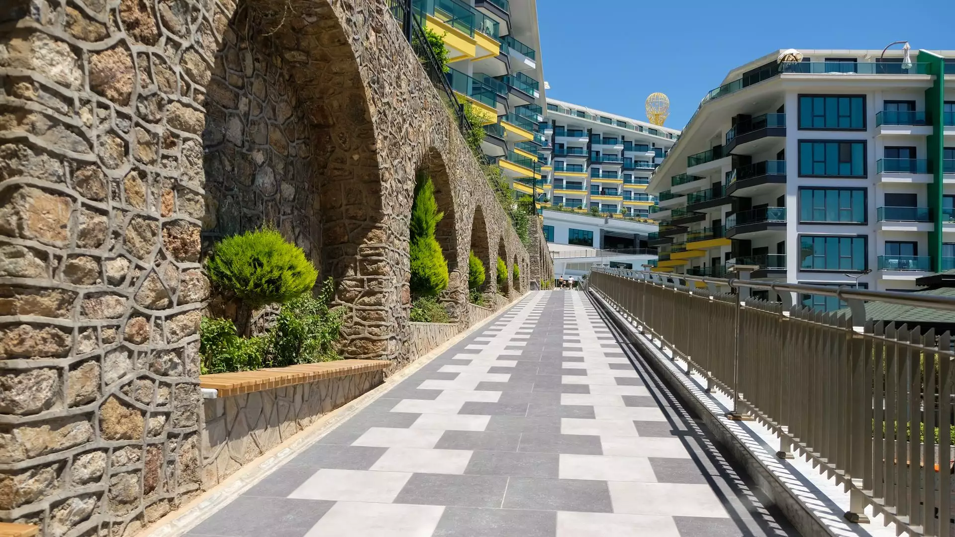 Flat 68m² in Turkey, Kargicak. Priced at 220000€ rent photo-12