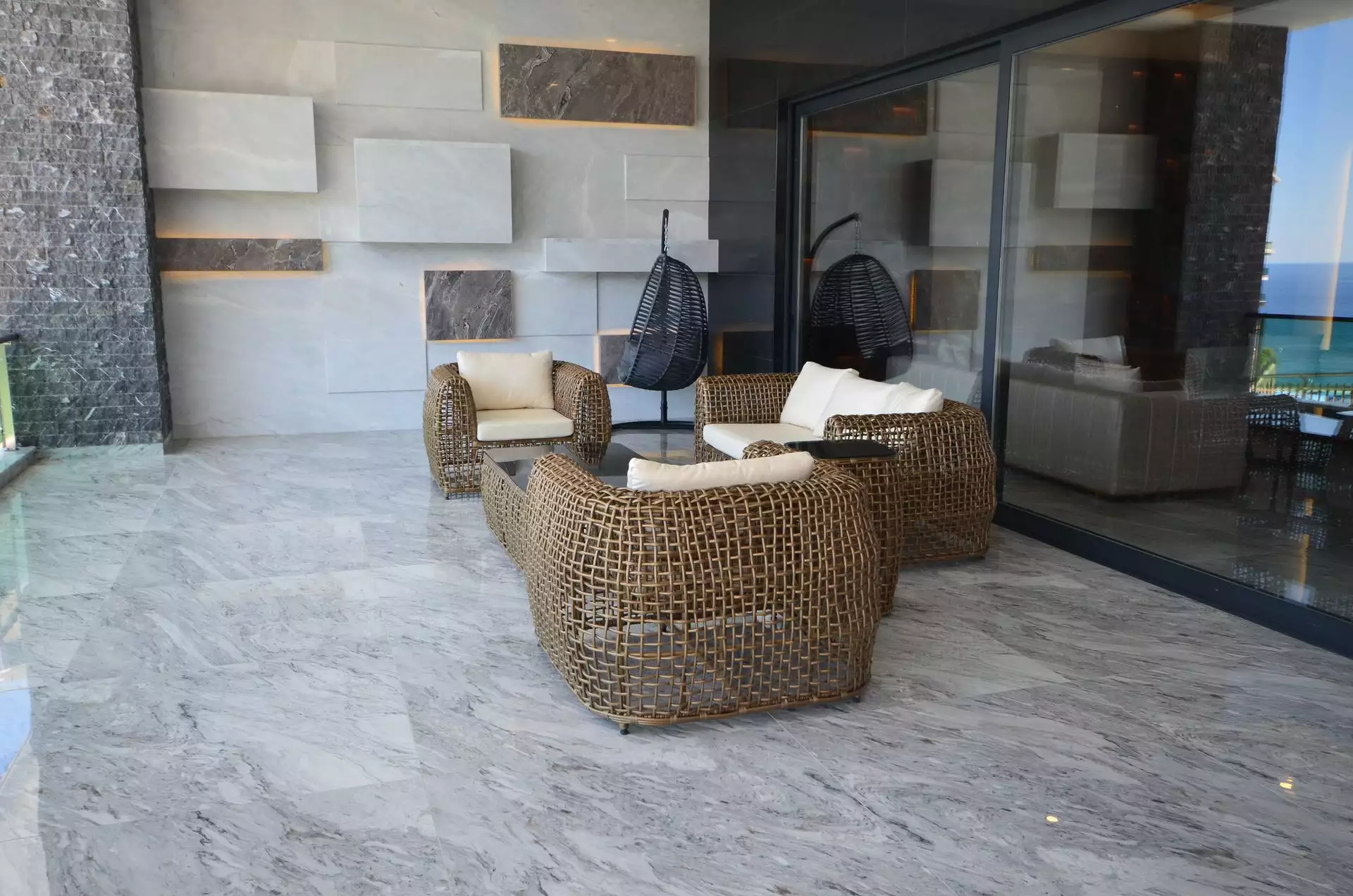 Flat 68m² in Turkey, Kargicak. Priced at 220000€ rent photo-28