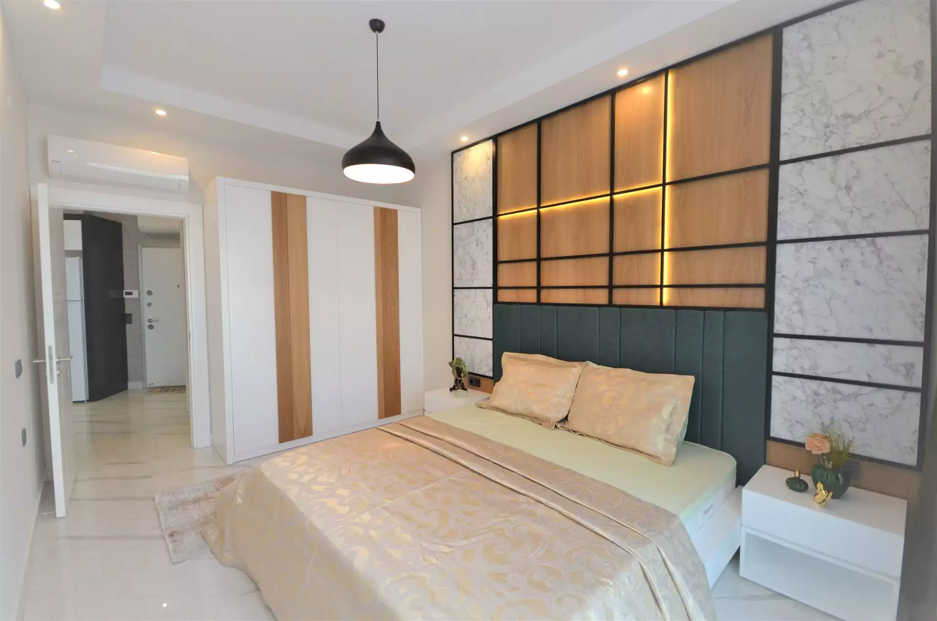 Flat 68m² in Turkey, Kargicak. Priced at 220000€ rent photo-37