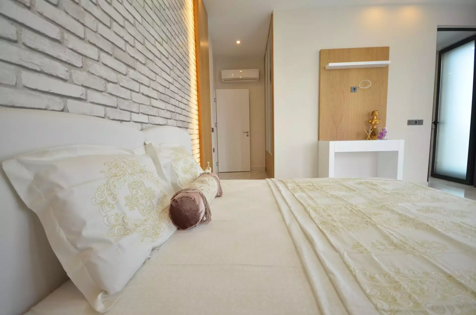 Flat 68m² in Turkey, Kargicak. Priced at 220000€ rent photo-44