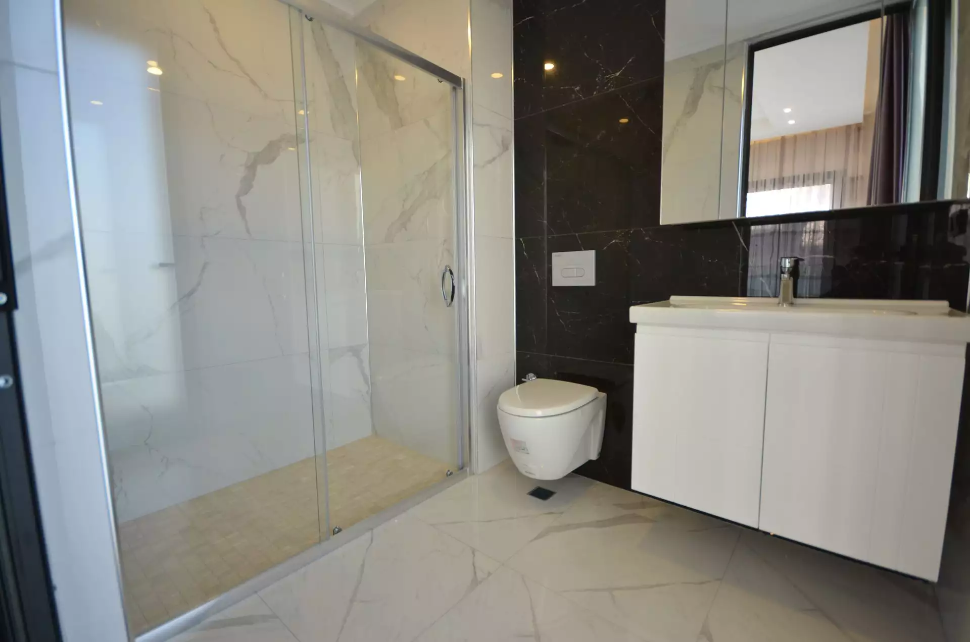 Flat 68m² in Turkey, Kargicak. Priced at 220000€ rent photo-45