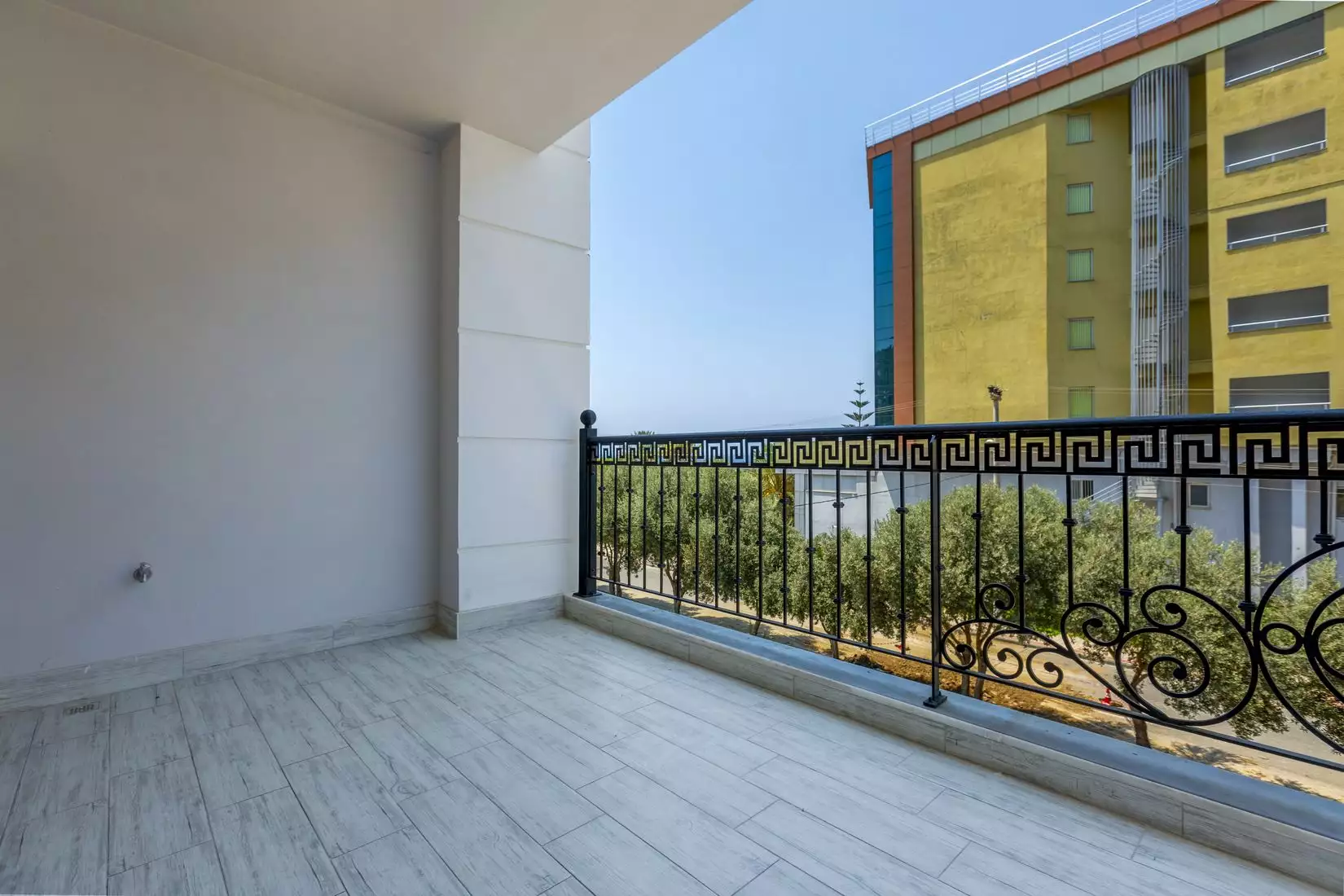 Flat 60m² in Turkey, Kargicak. Priced at 389000€ rent photo-21