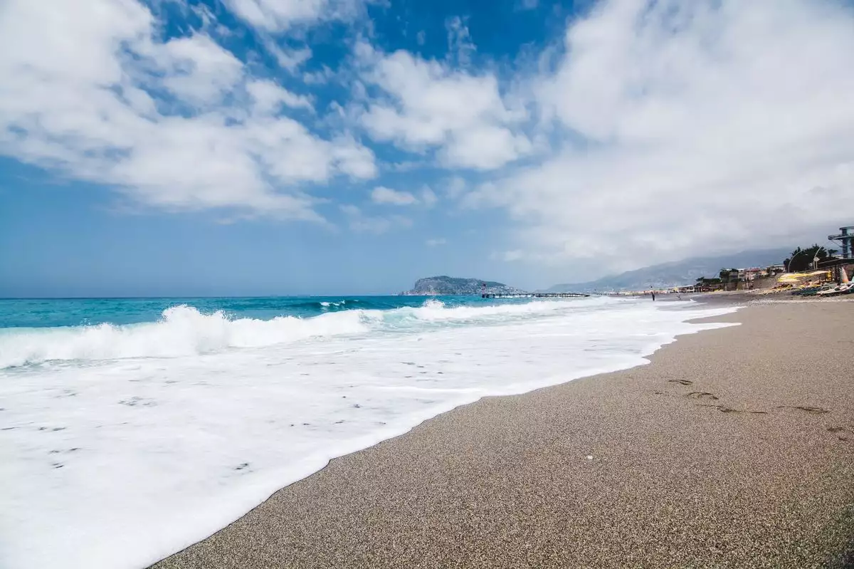Flat 54m² in Turkey, Tosmur. Priced at 215000€ rent photo-30