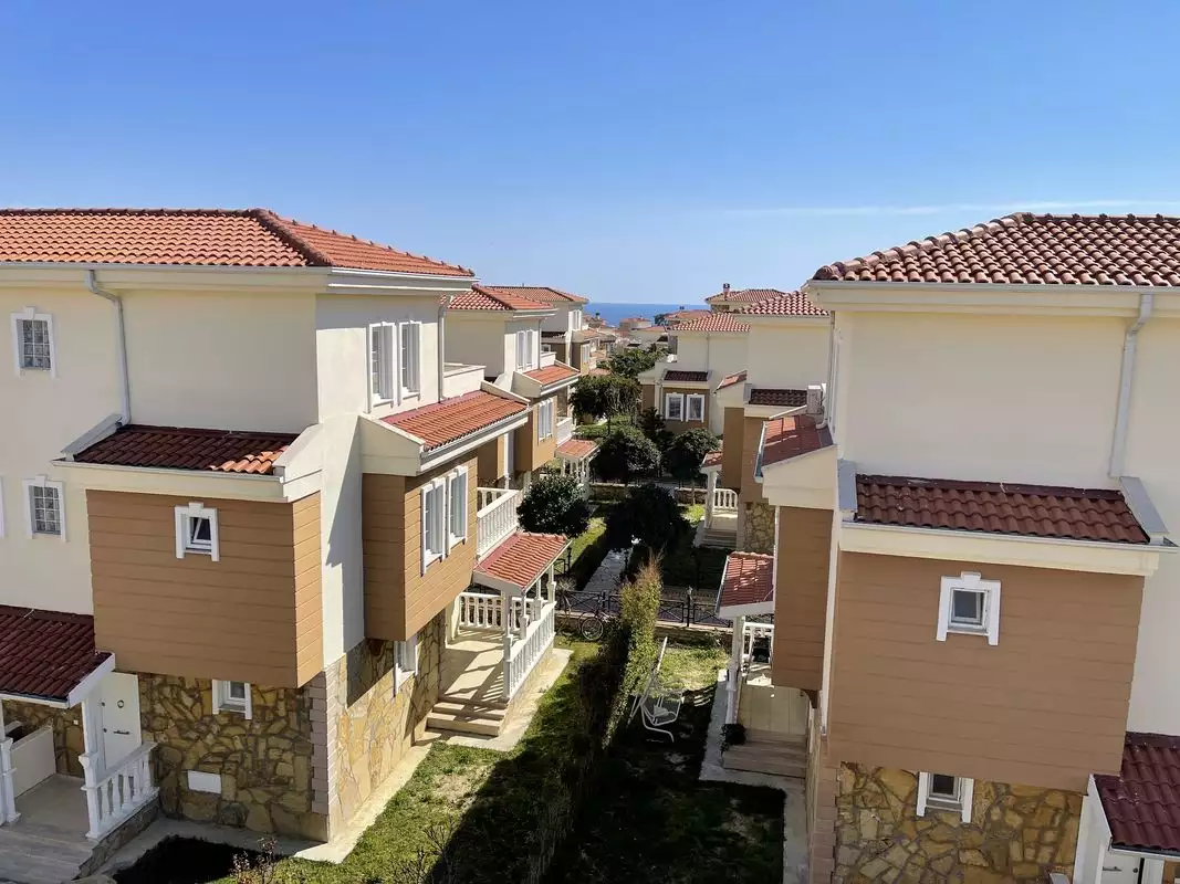 Flat 144m² in Turkey, Avsallar. Priced at 299000€ rent photo-1