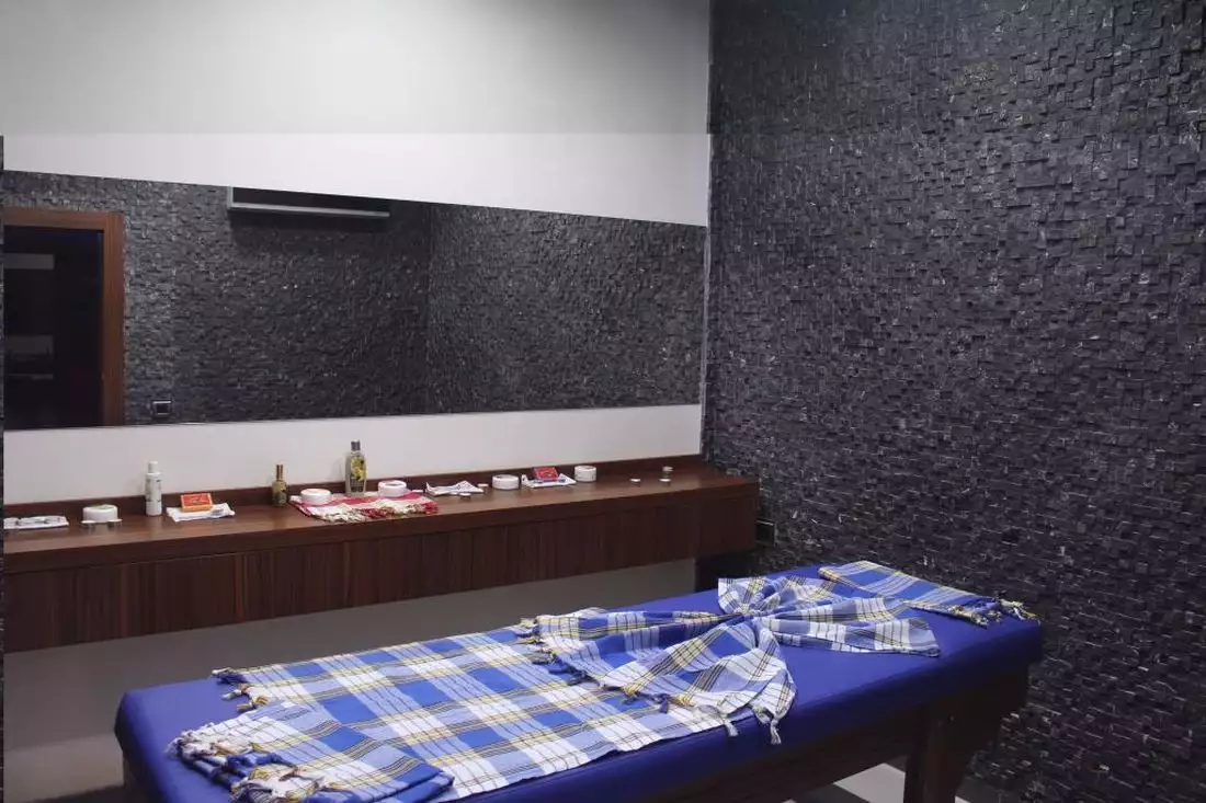 Flat 104m² in Turkey, Kestel. Priced at 490000€ rent photo-16