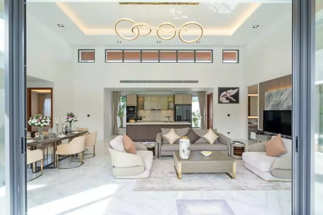 Villa 408m² in Thailand, Phuket. Priced at 923569€ rent photo-8