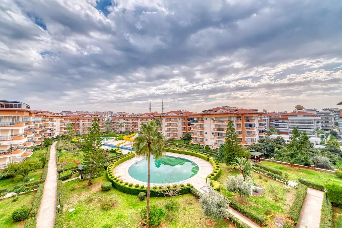Flat 225m² in Portugal, Alcobasa. Priced at 350000€ rent photo-11