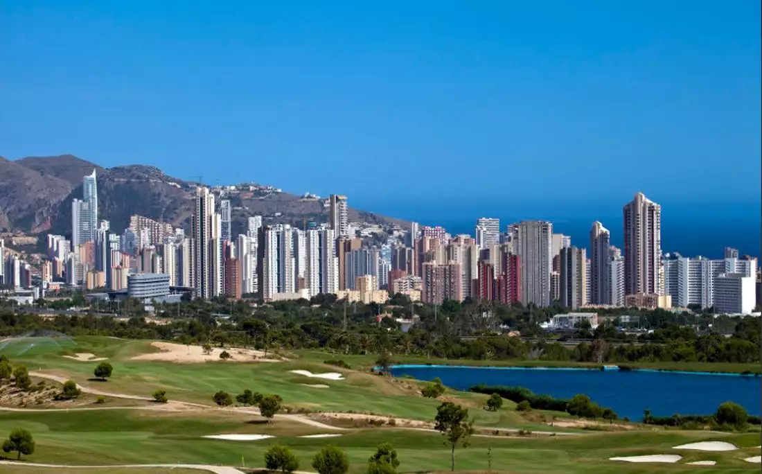 Townhouse 176m² in Spain, Benidorm. Priced at 372000€ rent photo-10
