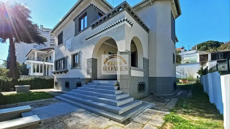 House 598m² in Portugal, Lisbon. Priced at 2600339£ rent photo-1